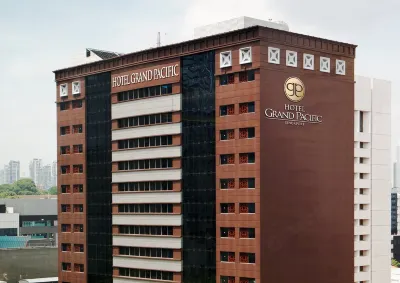 Hotel Grand Pacific Hotels near Merlion Park
