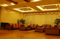 Tianyi Wenquan Huayuan Hotel - موقف سيارات