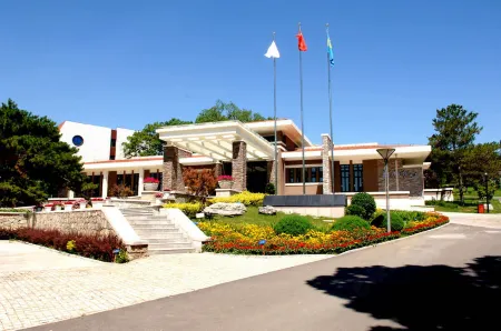 Beidaihe Dongjinglu Hotel Отели рядом с достопримечательностью «Beidaihe»