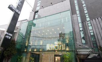 Rian Hotel