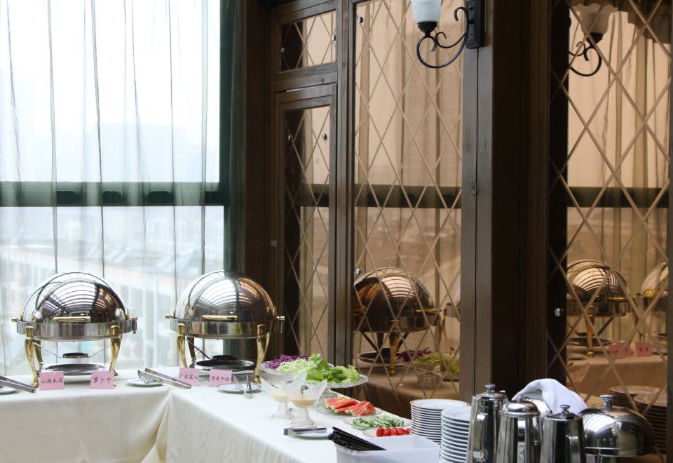 Brilliant Hotel Danang Over view