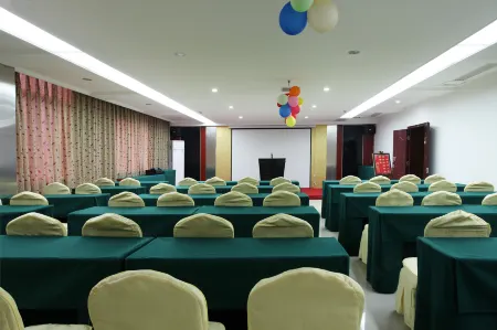 Caiji Hotel Отели рядом со станцией Lingling Railway Station