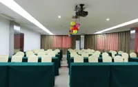 Caiji Hotel - 2-Star
