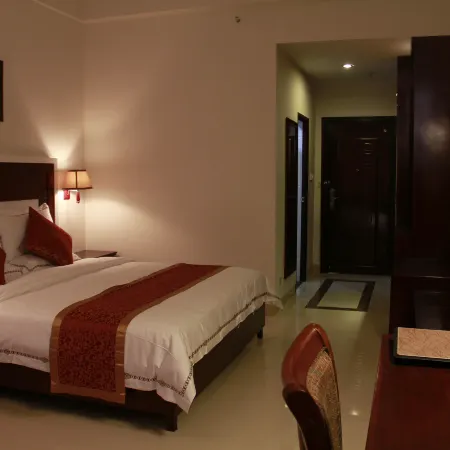 Chunyang Holiday Hotel