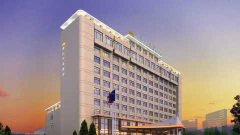 โรงแรมเหอเจียง เพนนินซูลา in เฟิงไค