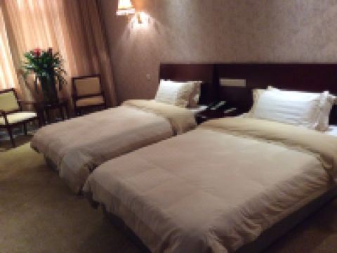 英吉沙东方假日酒店 - 普通标间