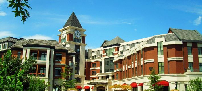 Golden Elephant Hotel Ξενοδοχεία στην πόλη Λάνγκφανγκ