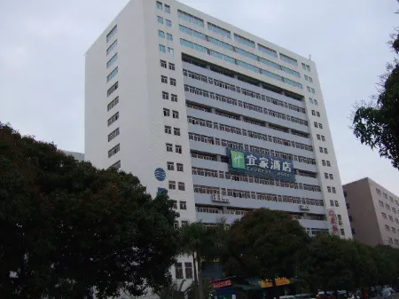 Yijia Hotel