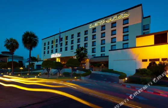 曼谷詩娜卡琳都喜公主酒店