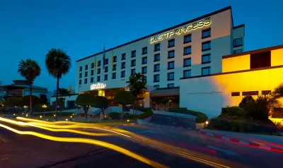 Dusit Princess Srinakarin Bangkok Hotell i 