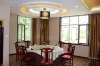 Floral Hotel· Da'an academy Hotel Các khách sạn ở Thái An
