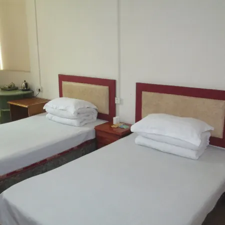Yudu Shenzhou Hang Hotel