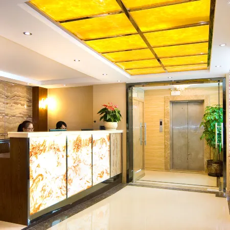 Yaxuan Business Hotel