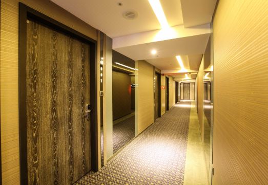 호텔 비나이트 객실