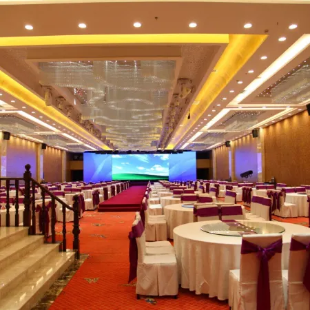 Hong Qiao Prince Hotel