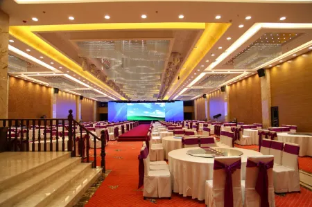 Hong Qiao Prince Hotel Отели в г. Динбянь