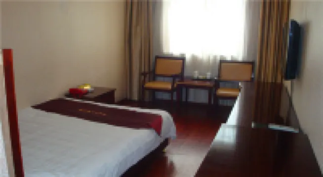 Co-operative Deji Hotel