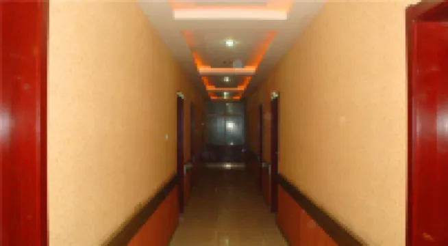 Co-operative Deji Hotel