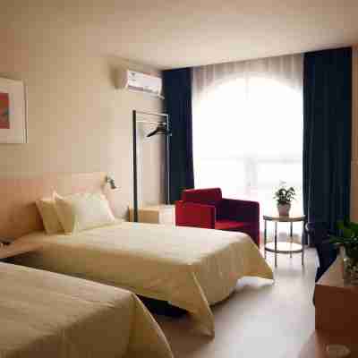 錦江之星(鶴壁興鶴大街裕隆購物廣場店) Rooms