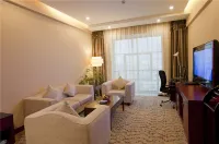 Shiwai Taoyuan Hotel - balcony