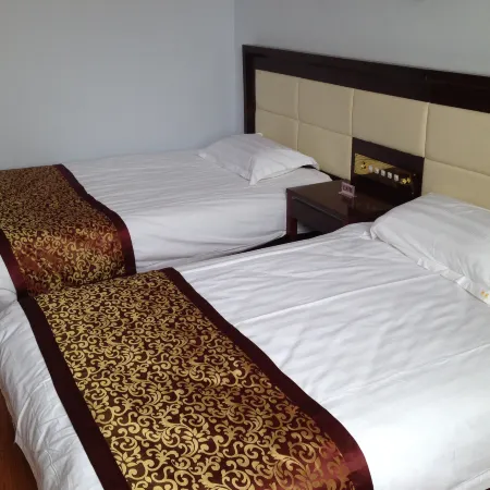 LongYuan Holiday Hotel