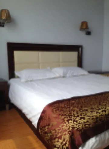 LongYuan Holiday Hotel