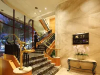 The Lees Hotel Các khách sạn gần Đại học quốc gia Cao Hùng (NKNU) - Cơ sở Hòa Bình