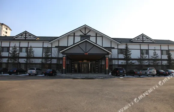 瓦房店新龍門風呂温泉酒店