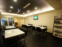 Single Inn Kaohsiung Linsen - فطور