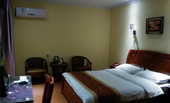 Zhenghe Crown Business Hotel