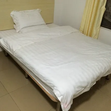 Zhanjiang Linqun Homestay