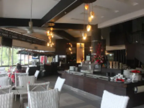 グローリー ビーチ リゾート ポート・ディクソンのホテル