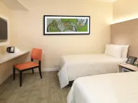 Sama-Sama Express KLIA Terminal 2 - Airside Transit Hotel