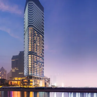 جراند حياة داليان Hotels near شينغ هاى سكوير