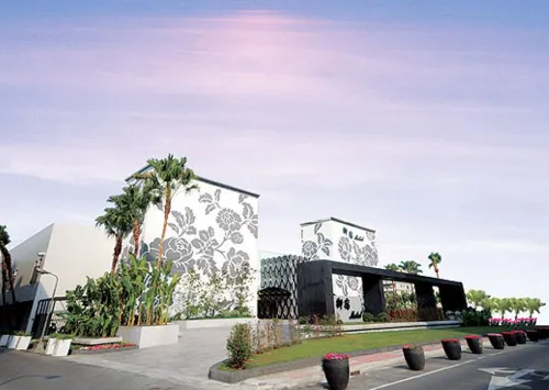 Royal Group Hotel Ming Zu Branch - Motels