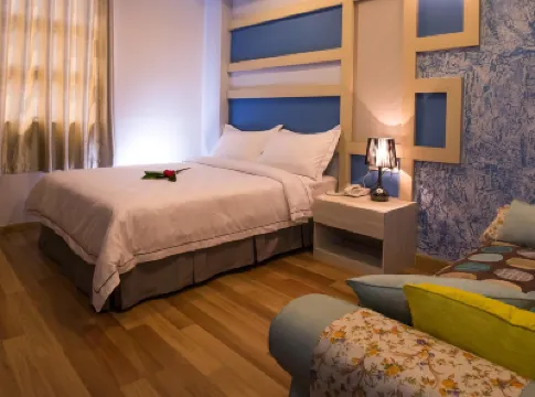 Sunshine Inn Plus Hotels near Portugese Settlement (Open Air Stage)