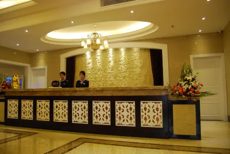 Hotel Rossinger Отели рядом с достопримечательностью «Luocheng Bus Terminal»