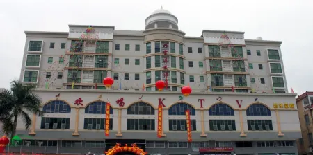 Lingtong Hotel Отели рядом с достопримечательностью «Shengwu Tower»