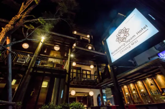 โรงแรมกำแพงงาม โรงแรมใกล้ฮีส แอนด์ เฮอ เทเลอส์ เฮ้าส์