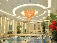 Chong Ning Castle Hotel - piscina