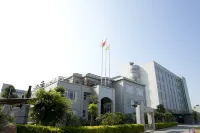 Huihe Conference International Hotel Hotel di Kota Gaobu