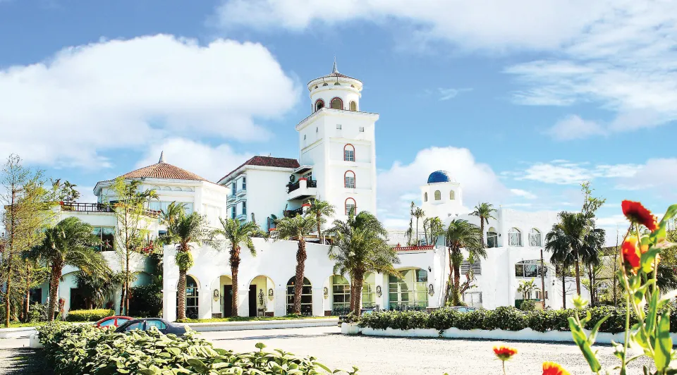 Shangri-La Boutique Hotel