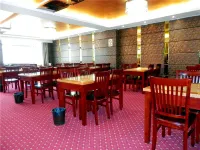 Sunshine Holiday Hotel - sarapan