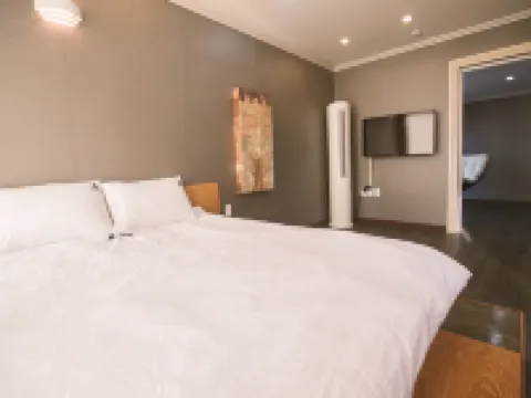 水族美精品泳池別墅 堂處物洞窟附近的飯店