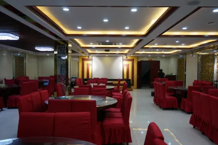 GuanXian SunShineHolidy Hotel