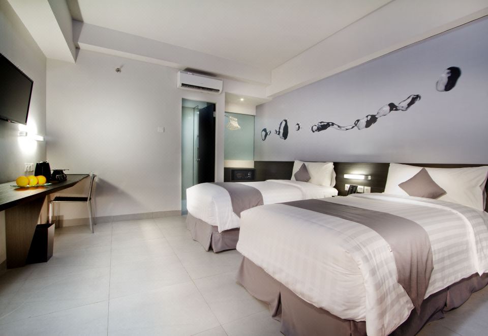 Hotel Neo Tendean Jakarta Over view