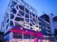Favehotel Gatot Subroto Jakarta Hotels near SCBD WEEKLAND