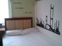 北京安居客宾馆 - 蜗居主题房