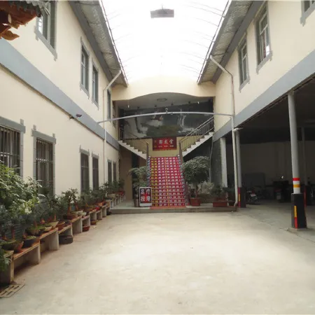 Tonghai Hongda Hotel