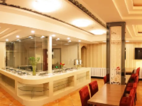 GreenTree Inn Inner Mongolia Chifeng Linxi Ronglin Homeland Express Hotel Hotels in Linxi